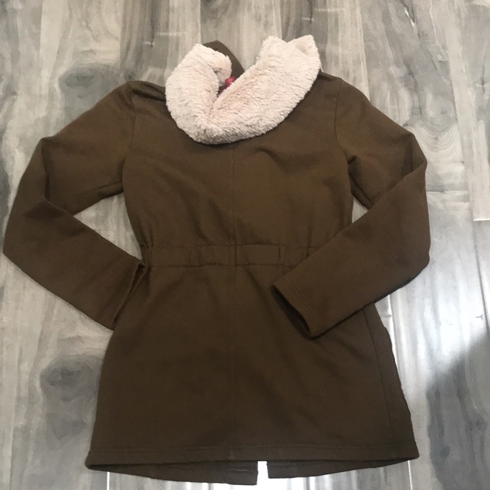 Lightweight Jacket - Picture 3 of 3